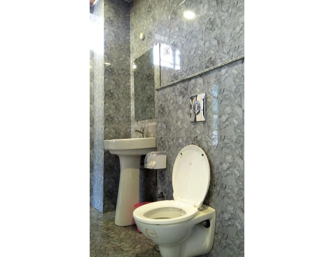 Hotel Dalhousie Grand Banikhet Extérieur photo