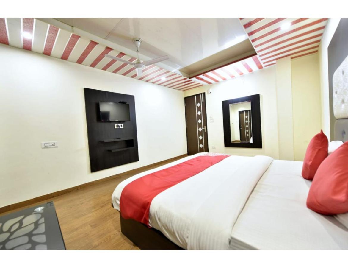 Hotel Dalhousie Grand Banikhet Extérieur photo